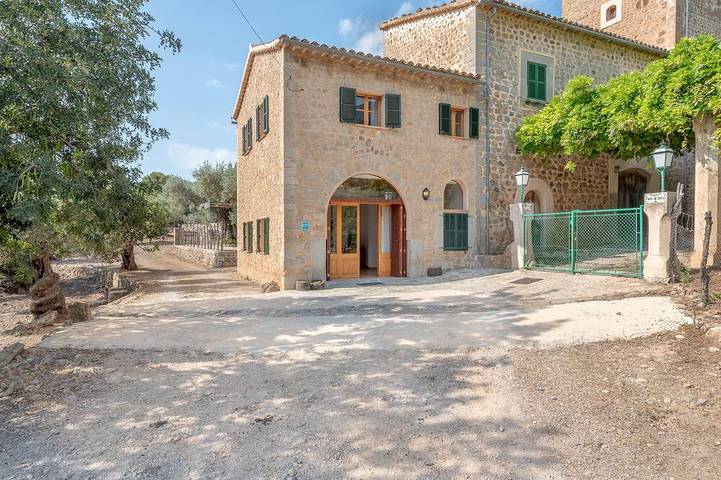 Finca für 4 Personen, mit Garten und Terrasse in Deià