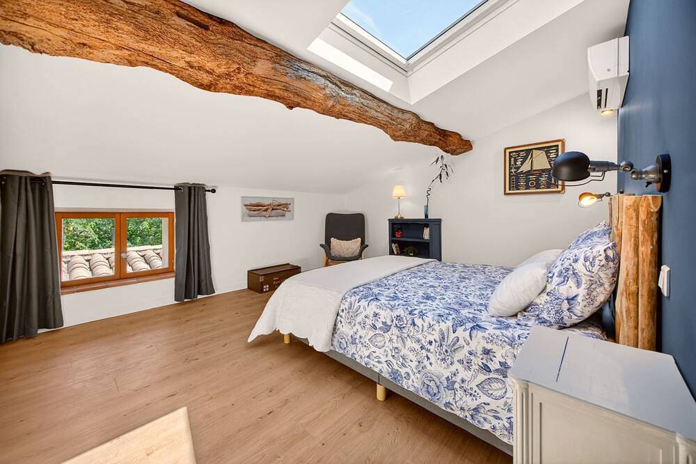 Pigeonnier de charme ~Piscine chauffée ~ Hammam ~ 3 chambres ~6 personnes in Villefranche-de-Lauragais, Canal du Midi