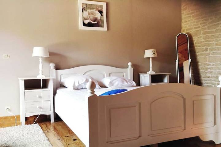 Location de vacances pour 6 personnes, avec jardin à Arçais - 2