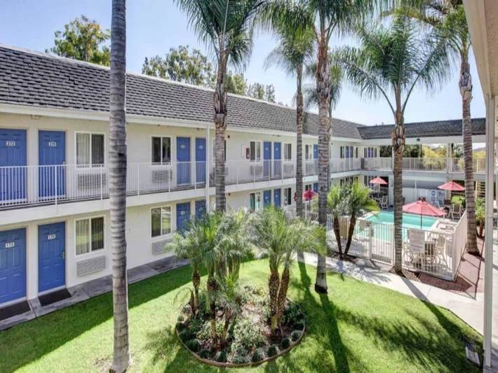 Apartamento de vacaciones para 2 personas, con terraza y piscina, Se admiten mascotas - 1