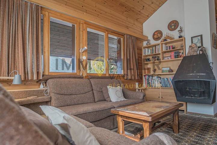 Gîte pour 7 personnes, avec balcon dans Chandolin