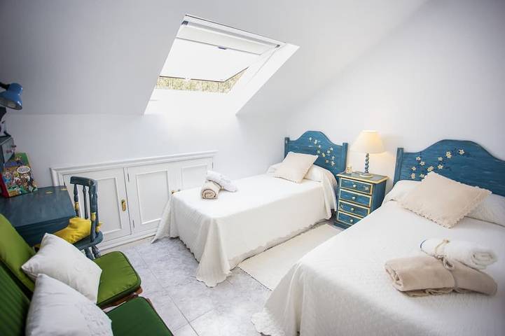 Ganze Wohnung, Balkon von Rias Baixas - Paarurlaub + Pool | Beach Apartment in Pontevedra in Samieira, Poio