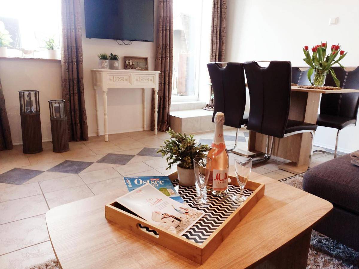 Ganze Wohnung, One-Bedroom Apartment in Sundhagen, Stralsund Umland