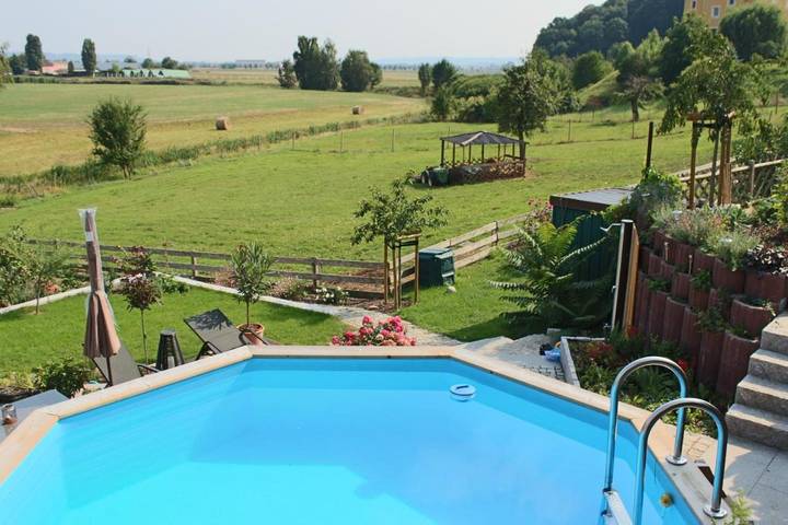 Ferienwohnung für 6 Personen, mit Sauna und Pool sowie Ausblick und Garten, mit Haustier in Meißen - 4