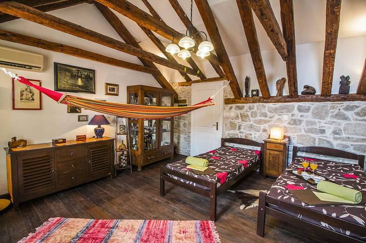 Ganze Wohnung, **Modern trifft traditionell** Apt Tiramola - in Split, Split-Dalmatien