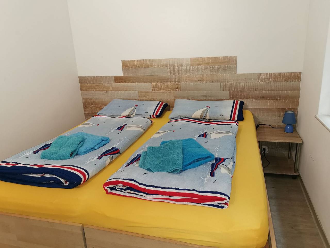 Ganze Ferienwohnung, Großes Doppelzimmer - Großes Doppelzimmer in Warnow - West, Rostock und Umgebung