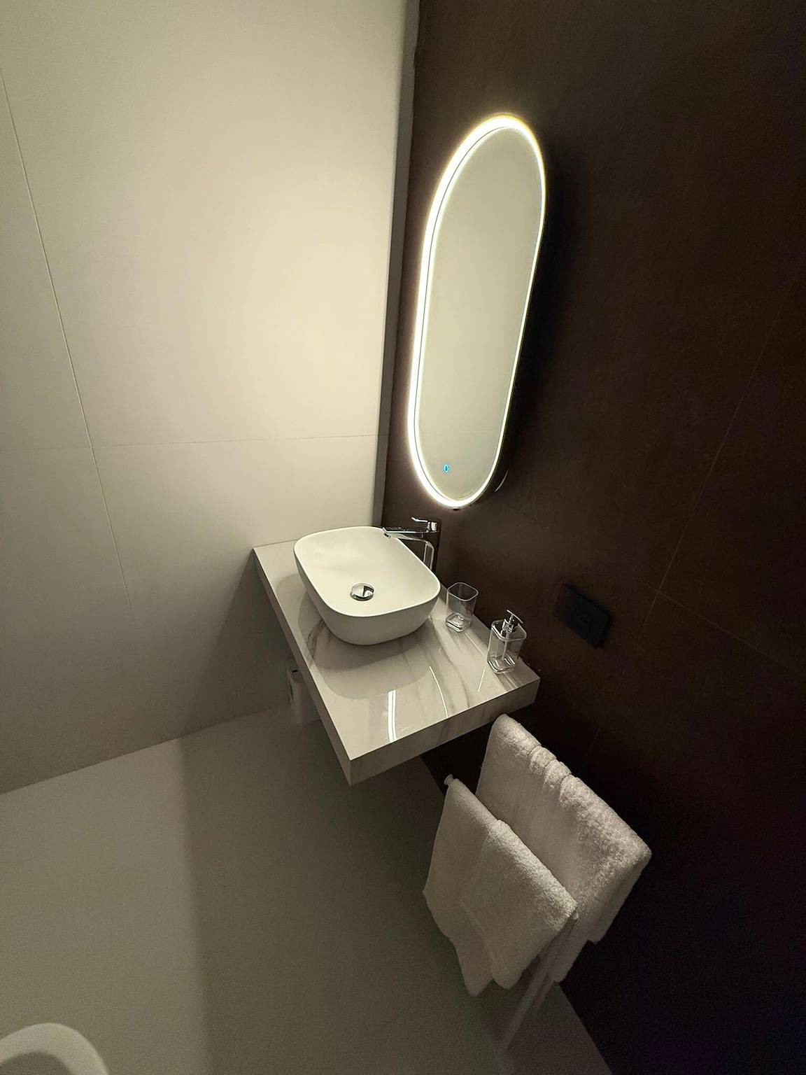 Bed and Breakfast Vicolo del Fortino - Camera 103 con Balcone, Wi-Fi e Aria Condizionata in Catania, Catania e dintorni