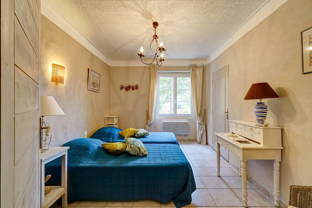 Ganze Wohnung, Luxe Appartement in Mas (Uzès) - Schwimmbad 12-6 m - 3,5 ha Natur in Tresques, Nimes und Umgebung