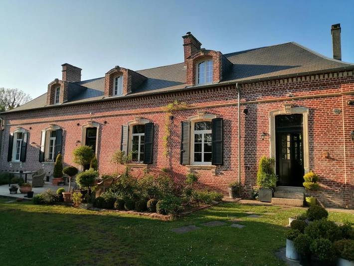 Location de vacances pour 2 personnes, avec Terrasse ainsi que Jardin et Vue dans Pont-Noyelles