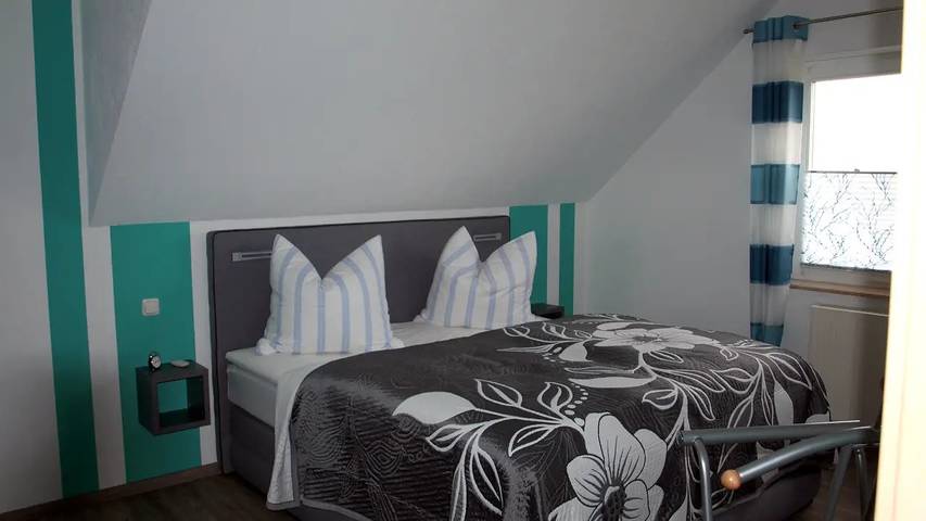 Ferienwohnung für 6 Personen, mit Balkon in Mühlhausen - 4