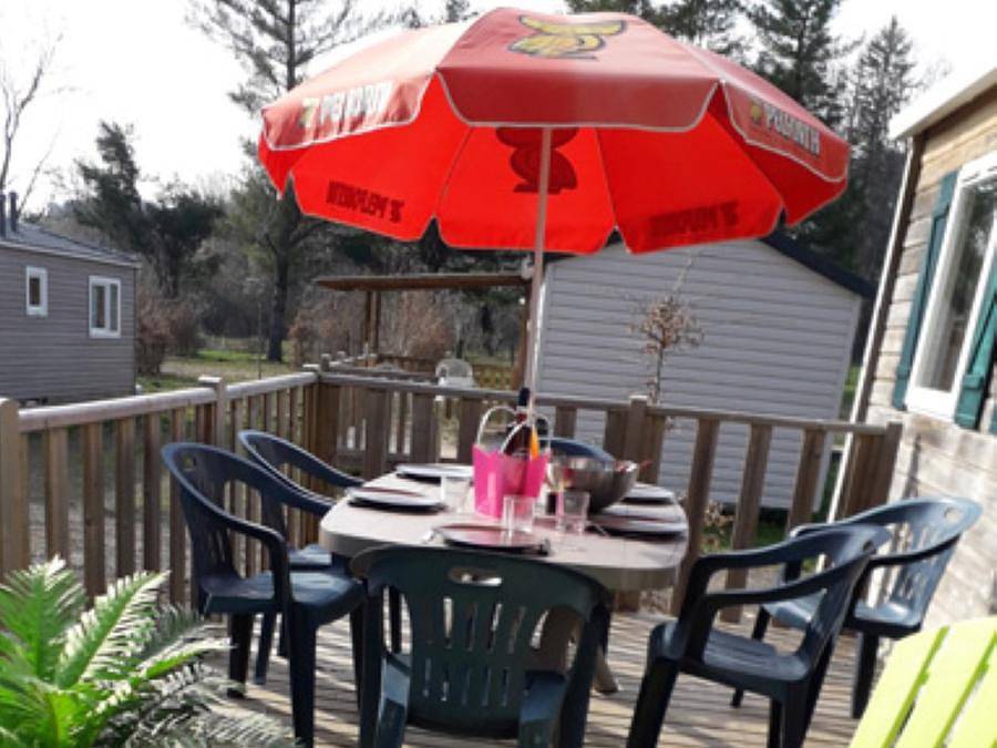 Camping la Marmotte - Mobilhome 6 personnes - Mobil-home - 36 m² - 3 chambres in La Bourboule, Parc naturel régional des Volcans d'Auvergne