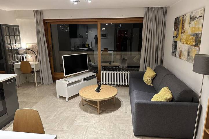 Gîte pour 4 personnes, avec Terrasse à Annecy