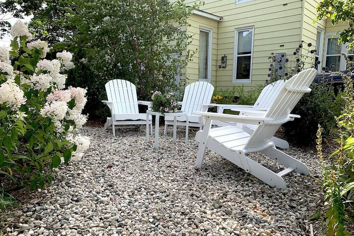 Vacation rental for 2 people, with yard and terrace in Charlevoix