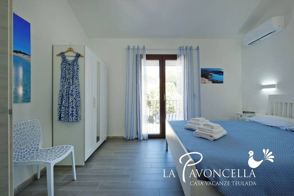 The Blue Lapwing at the Court in Teulada, Cagliari Province