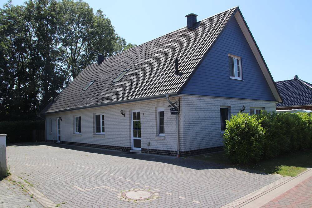 Luxuriöses Fh nahe Deich, Sauna, Kamin, Garten, Strandkorb (8 Erwachsene & Baby) in Burhave, Butjadingen