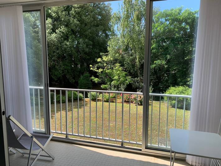 Gîte pour 4 personnes, avec balcon dans Plage du Nau