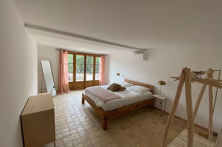 Location de vacances pour 8 personnes, avec balcon et jardin à La Môle - 3