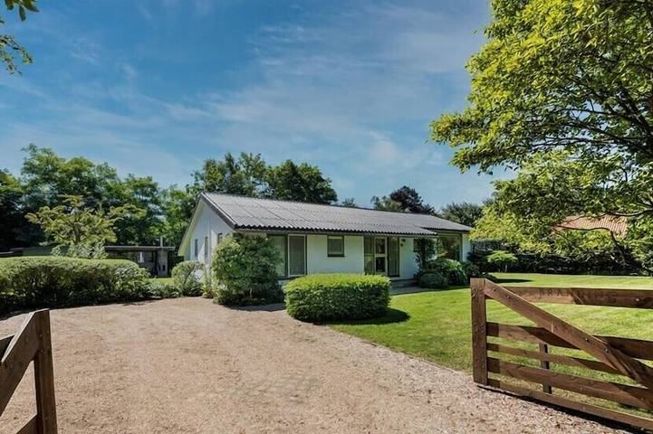 Ferienhaus für 4 Personen, mit Garten in Nieuw-Haamstede