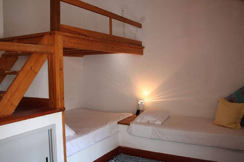 Casa Dos Vidros - Charmer Villa aan het meer in Tomar, Santarém District