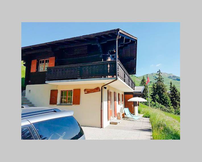 Ferienhaus für 10 Personen, mit Balkon und Terrasse sowie Ausblick in Val-d'Illiez