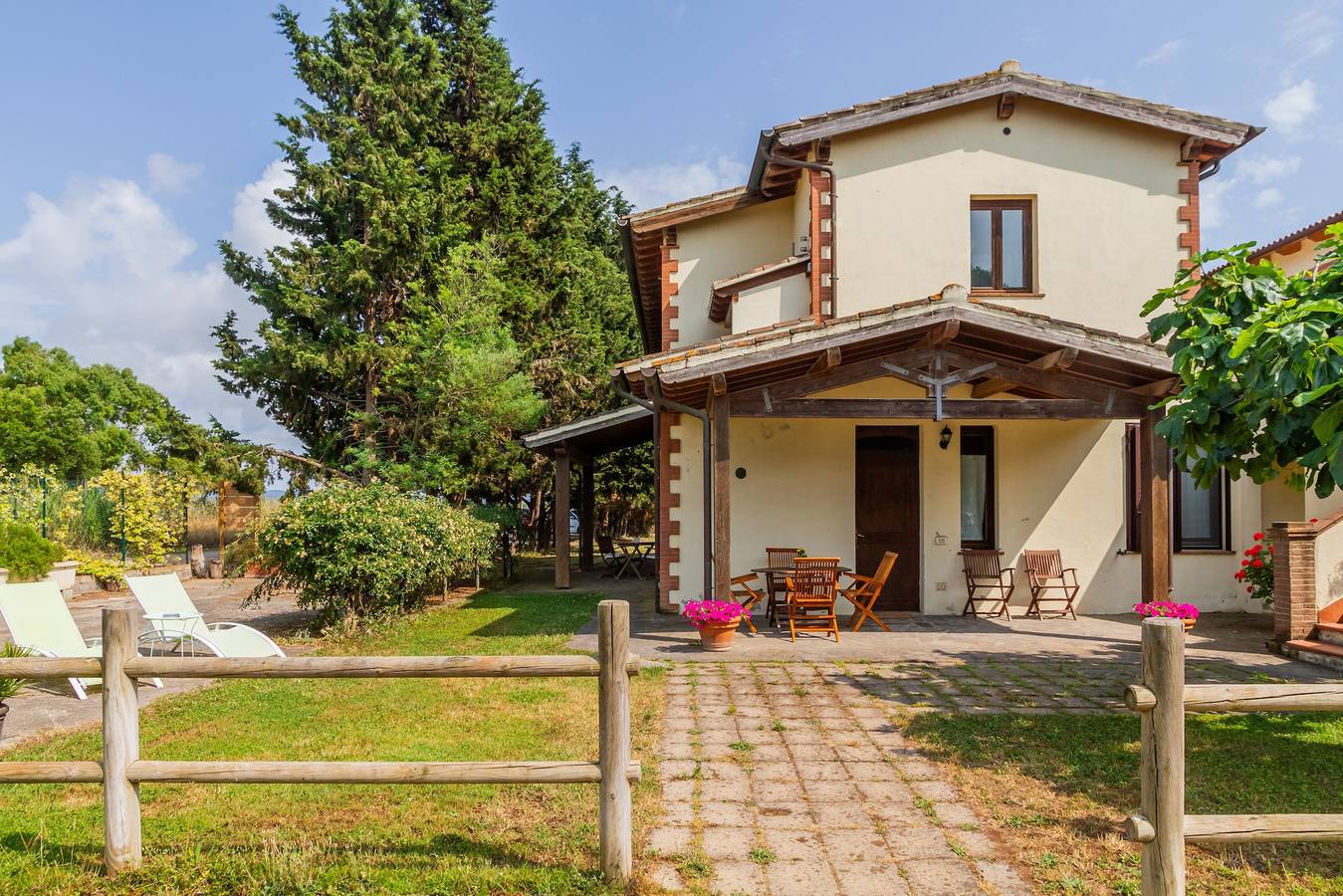 Ganze Wohnung, Ferienwohnung 'Amelia' mit Gemeinschaftspool, Wi-Fi und Klimaanlage in Grosseto, Parco Naturale della Maremma