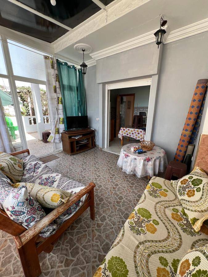 Gîte pour 8 personnes, avec jardin et jacuzzi dans Tnine Aglou