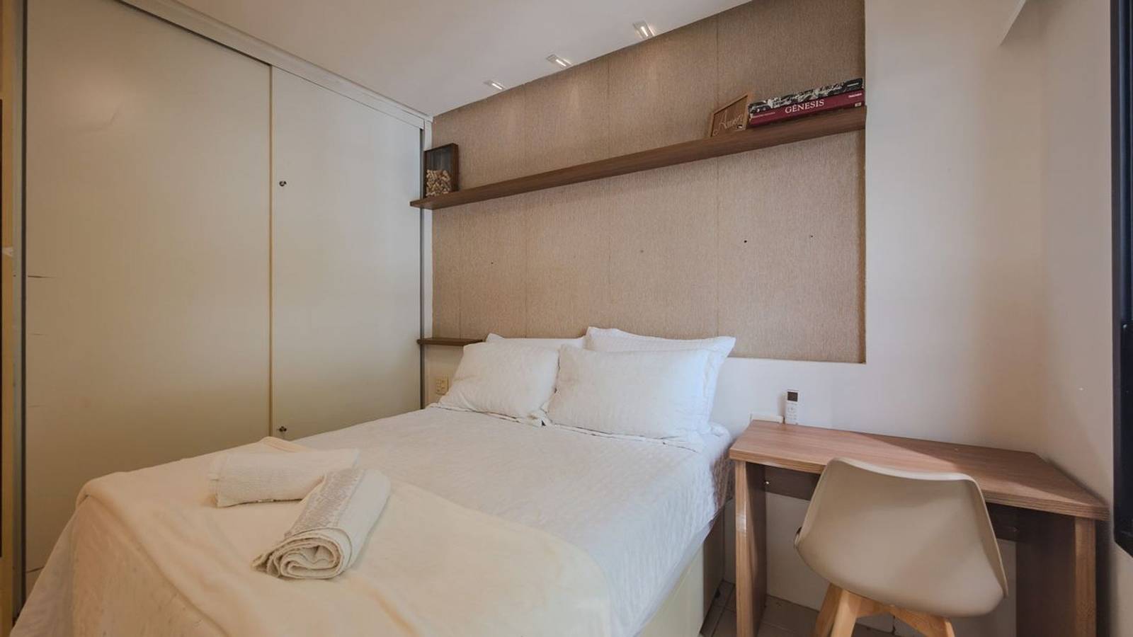 Apartamento entero, Apto com Garagem a 160m da Praia do Rio Vermelho in Rio Vermelho, Salvador