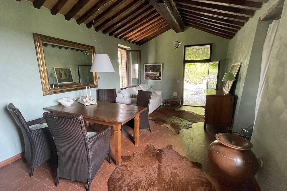 Romantic Hideaway in an Old Olive Grove - Ecotourism - Huge Pool - E-Charger  in Campagnatico, Provincie Grosseto