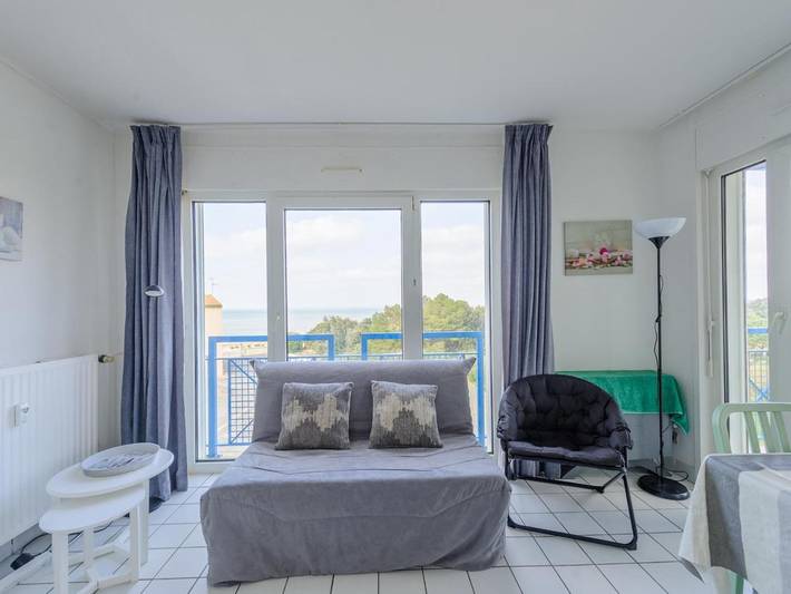 Gîte pour 2 personnes, avec balcon et piscine dans Casino De Chatelaillon - 4