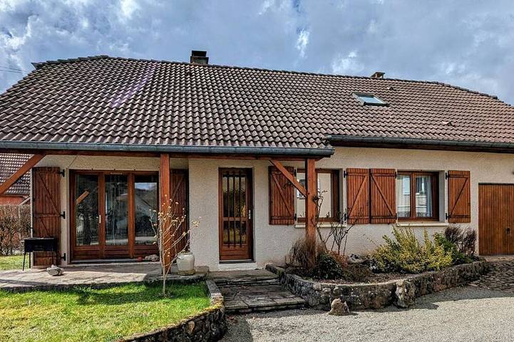 Gîte pour 5 personnes, avec jardin