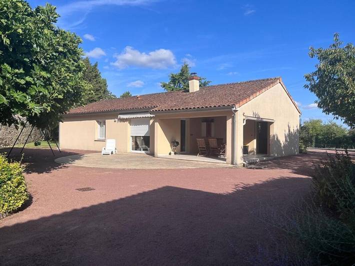 Location de vacances pour 5 personnes, avec jardin à Nueil-sur-Layon