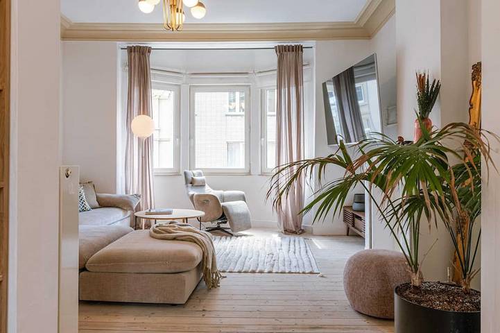 Ferienhaus für 12 Personen, mit Pool und Balkon in Flandern