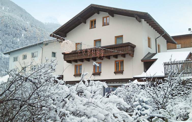 Ferienwohnung für 10 Personen, mit Terrasse in Pfunds - 2
