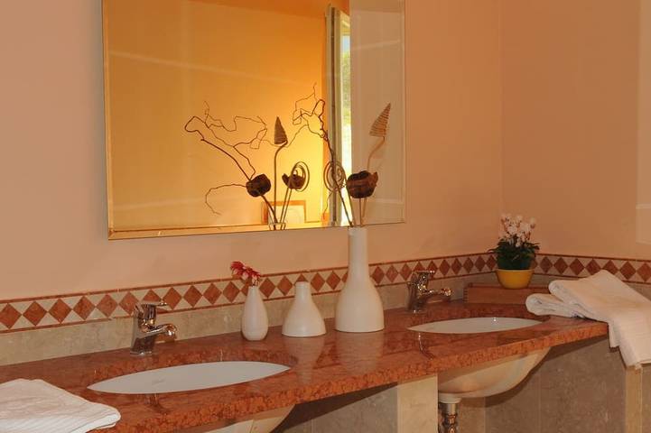Ganze Wohnung, Wohnung in Idro mit Pool und Garten in Idro, Gardasee-Berge