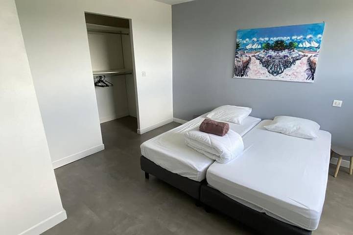 Location de vacances pour 8 personnes, avec balcon et jardin dans Yquelon - 3