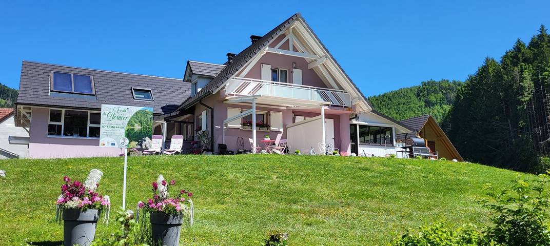 Appartement entier, Appartement « Gîte L'Ecrin Du Sternsee » avec vue montagne, terrasse privée et Wi-Fi in Rimbach-près-Masevaux, Parc naturel régional des Ballons des Vosges