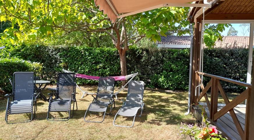 Gîte pour 5 personnes, avec piscine ainsi que jardin et terrasse à Hourtin - 4