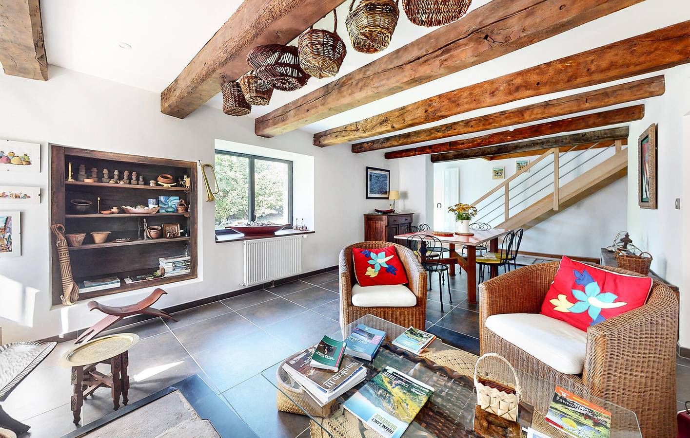 Gemütlicher Rückzugsort mit Pool, Parkplatz, Garten und Internet in Bourg-Lastic, Clermont-Ferrand und Umgebung