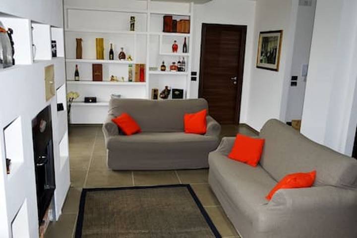 Ganze Wohnung, Geräumige Wohnung in Avellino von 140 m² mit Gemeinschaftspool in Avellino, Avellino Provinz