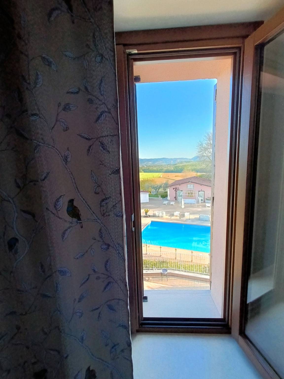 Apartamento entero, Apartamento 'Tenuta Marchesi Fezia - 1' con piscina compartida, Wi-Fi y aire acondicionado in Narni, Provincia de Terni
