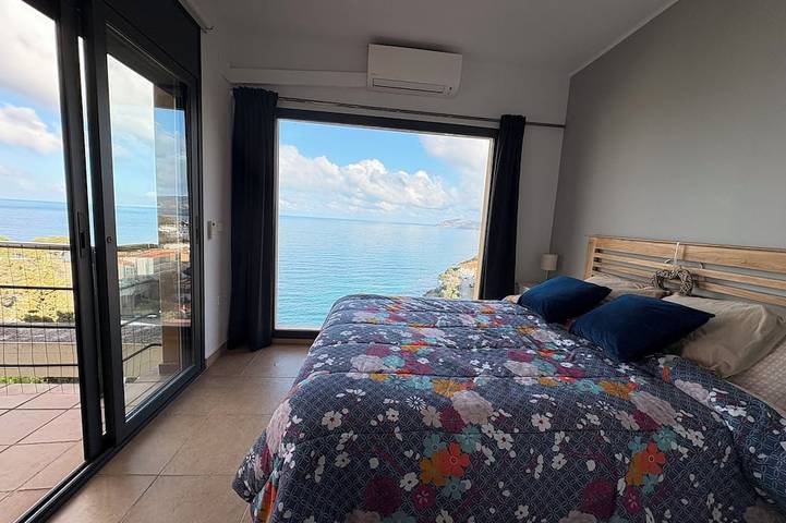 Villa für 8 Personen, mit Terrasse und Whirlpool sowie Garten, mit Haustier an der Costa Brava - 2