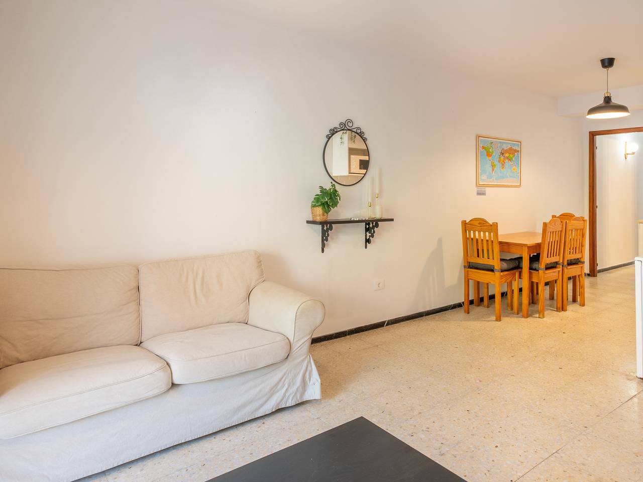 Apartamento entero, Apartamento de vacaciones para 4 personas con balcón in Puerto Naos, Los Llanos de Aridane