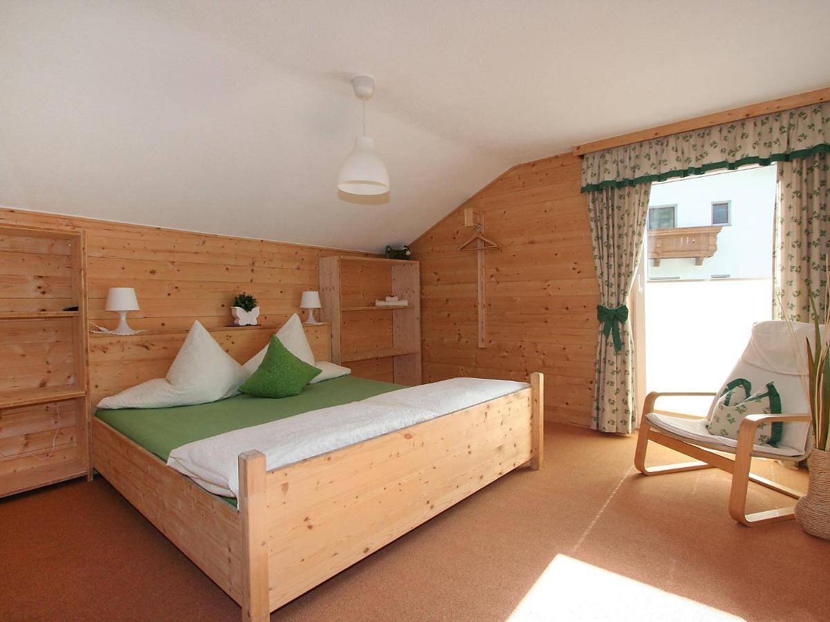 Holiday Home Ötztal by Interhome in Stubaier Alpen, Oetz