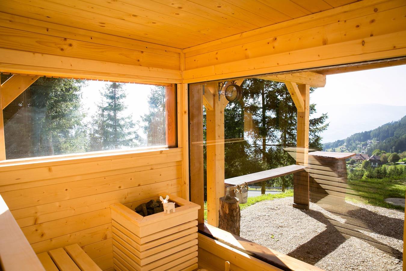 Ganze Ferienwohnung, * 3 Raum Hütte für bis zu 4 Personen in Wolfsberg, Lavanttaler Alpen