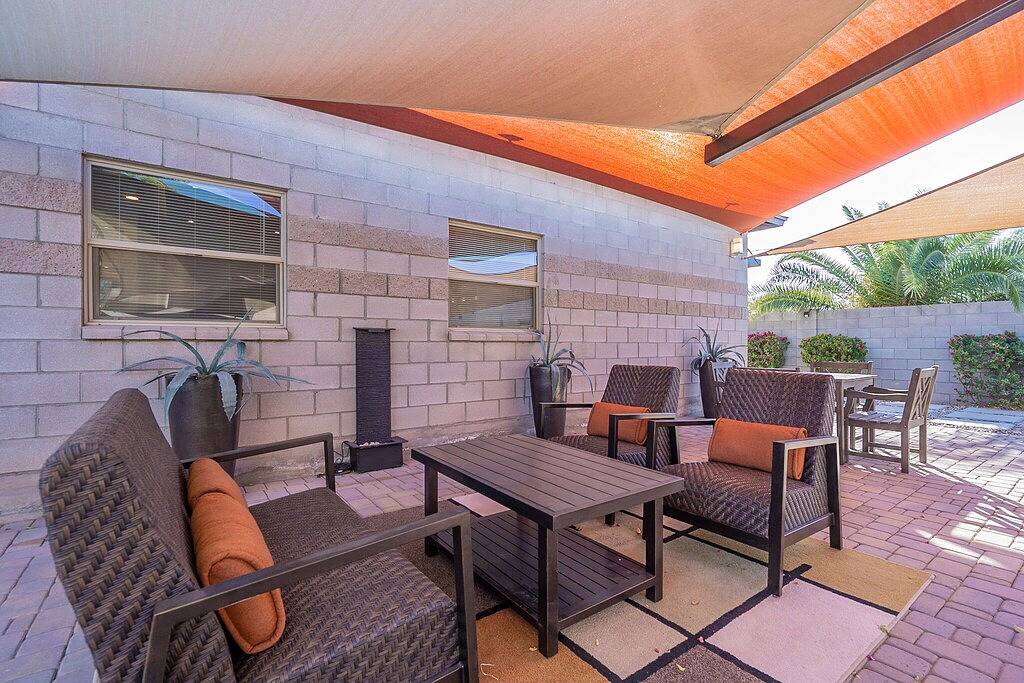 Phx Retreat | 2 Bedroom 2 Bath Home in Historic Neighborhood in Phoenix, Maricopa County