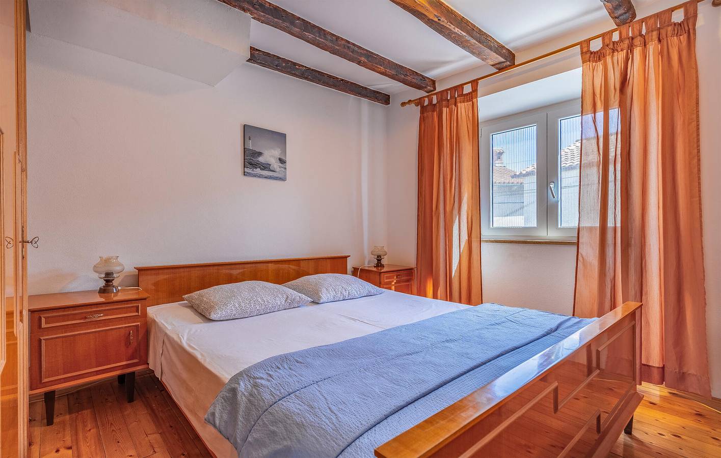 Vakantiehuis voor 8 personen met terras in Kavran, Zuidkust Istrië