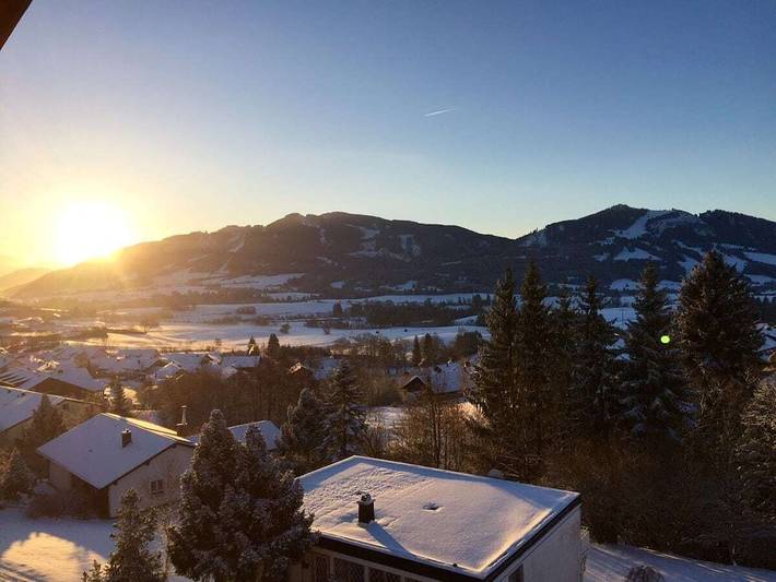 Ferienhaus für 6 Personen, mit Balkon und Pool in Oy-Mittelberg