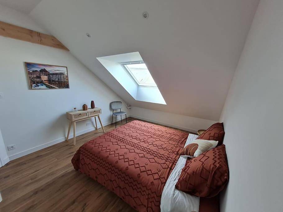 Appartement entier, One-Bedroom Apartment in Fougères, Fougères-Vitré