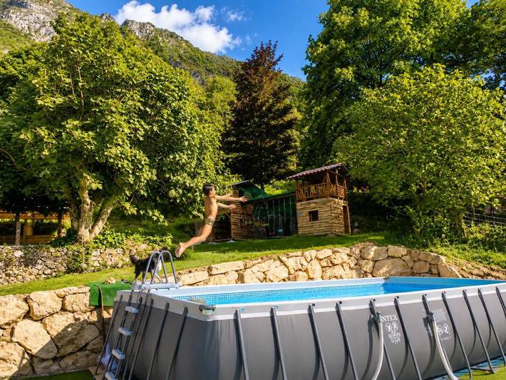 Maison d’hôte pour 3 personnes, avec vue ainsi que piscine et jardin, animaux acceptés dans Parc naturel régional du Vercors - 3