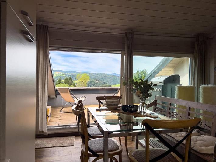 Casas e apartamentos de temporada para 6 pessoas, com terraço e vista, com animais de estimação em Roana
